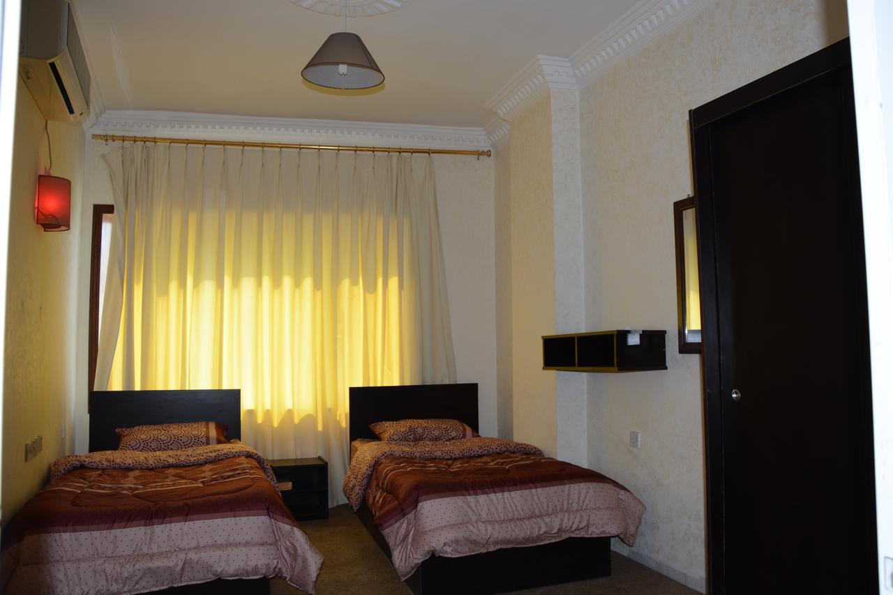 Teeba Palace Hotel Suites Amman Zewnętrze zdjęcie