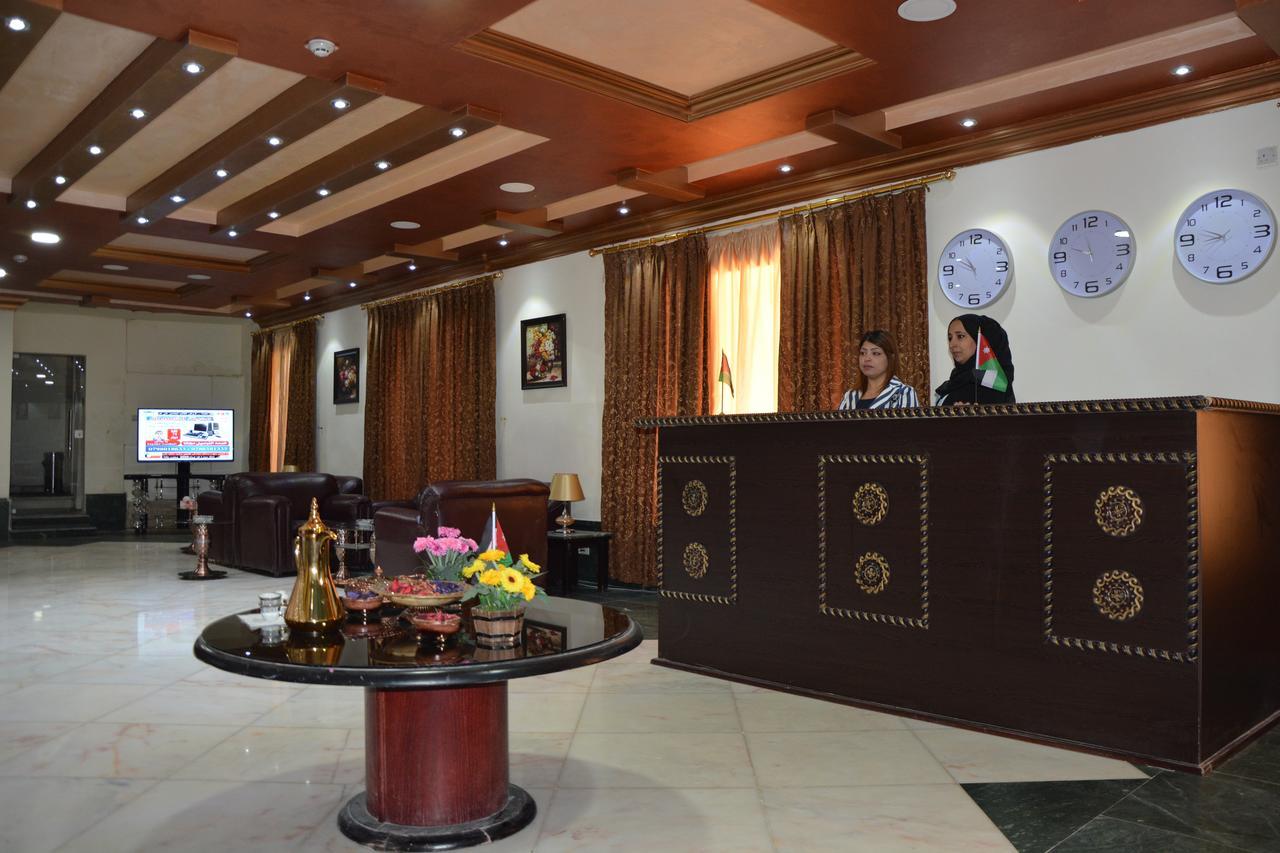 Teeba Palace Hotel Suites Amman Zewnętrze zdjęcie