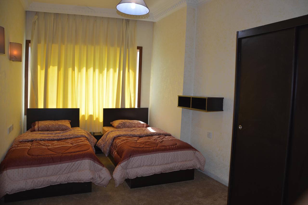 Teeba Palace Hotel Suites Amman Zewnętrze zdjęcie