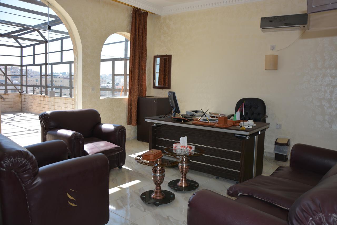 Teeba Palace Hotel Suites Amman Zewnętrze zdjęcie