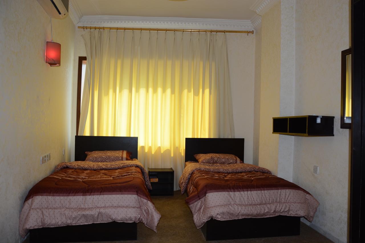 Teeba Palace Hotel Suites Amman Zewnętrze zdjęcie