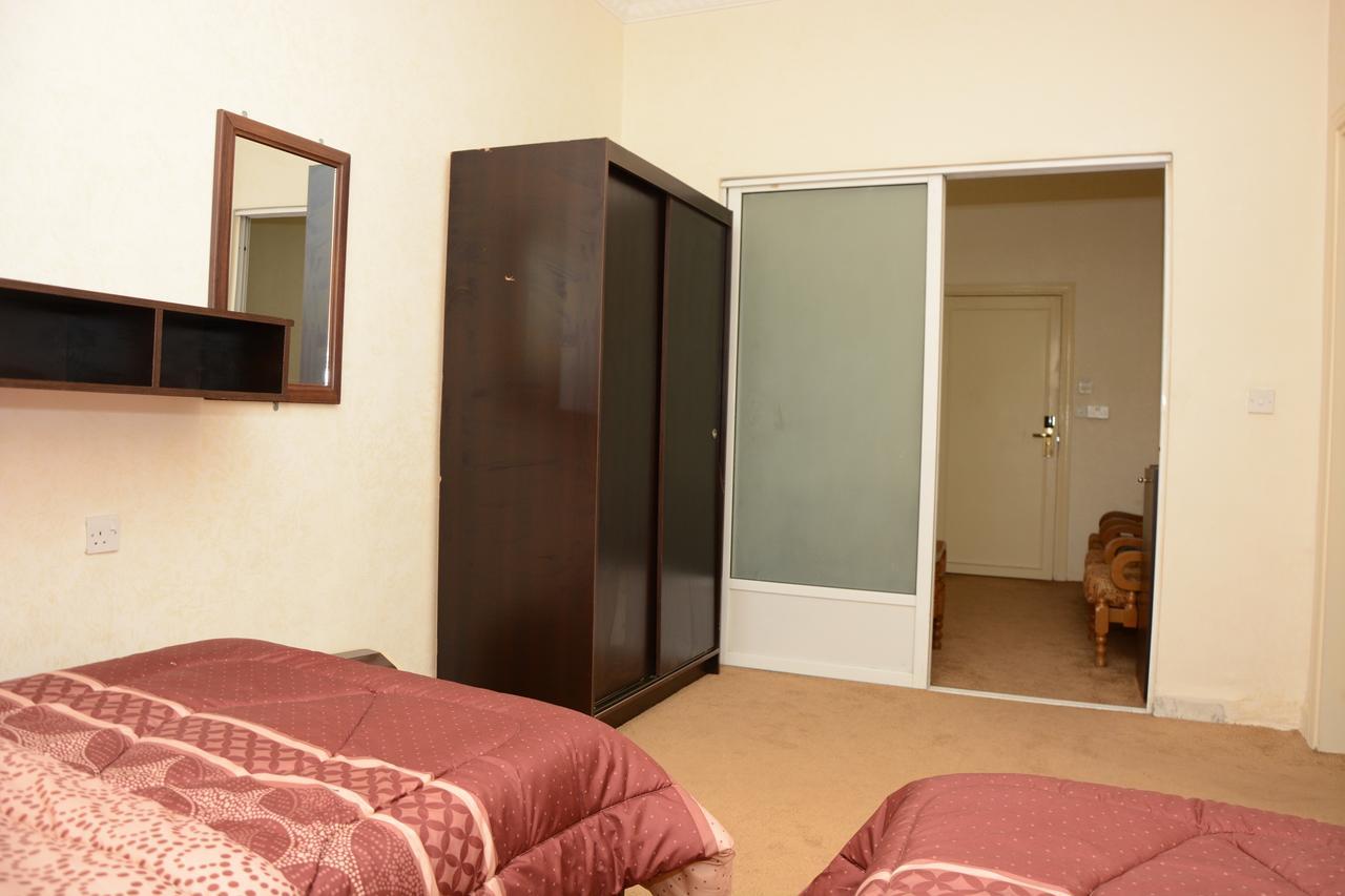 Teeba Palace Hotel Suites Amman Zewnętrze zdjęcie