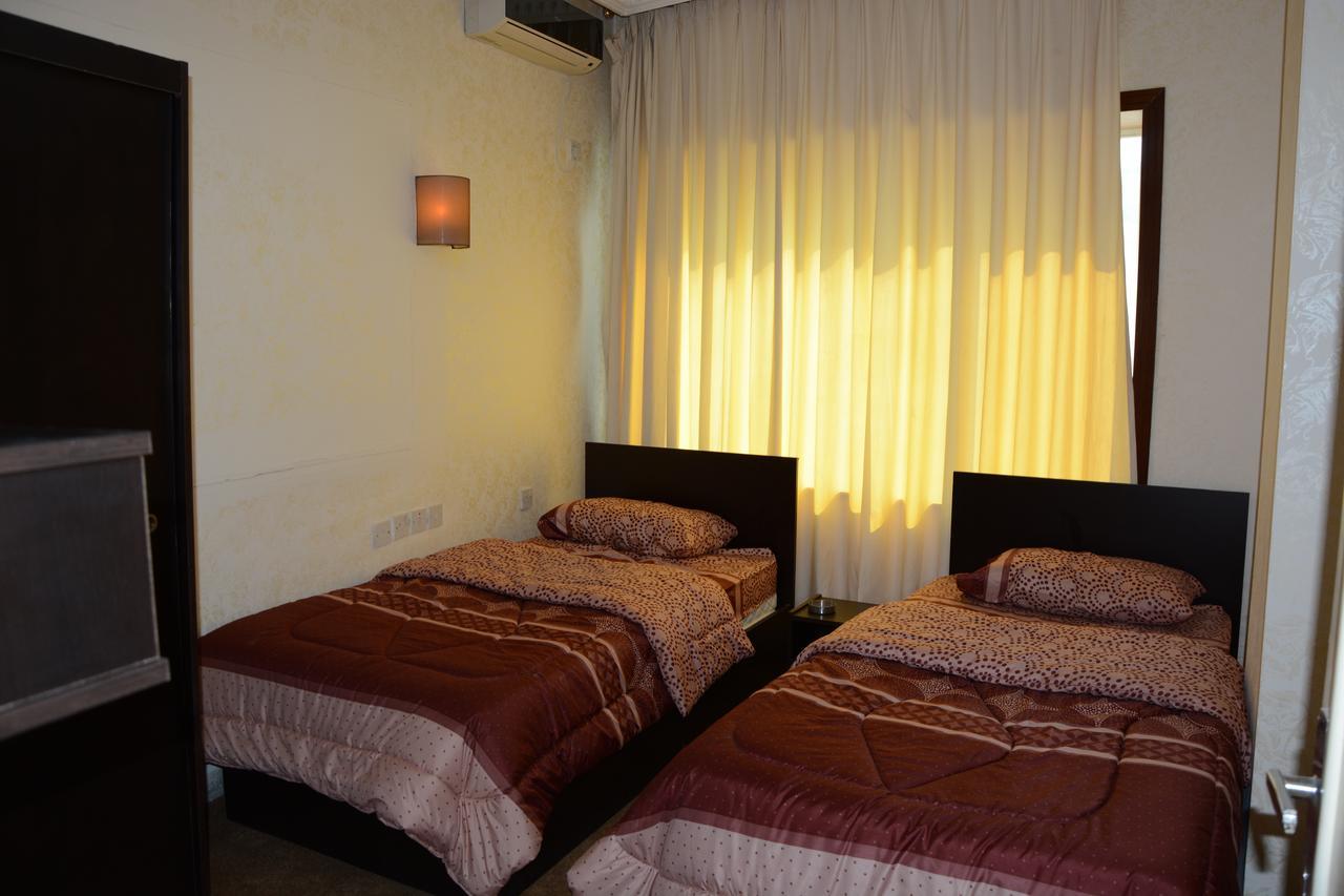 Teeba Palace Hotel Suites Amman Zewnętrze zdjęcie