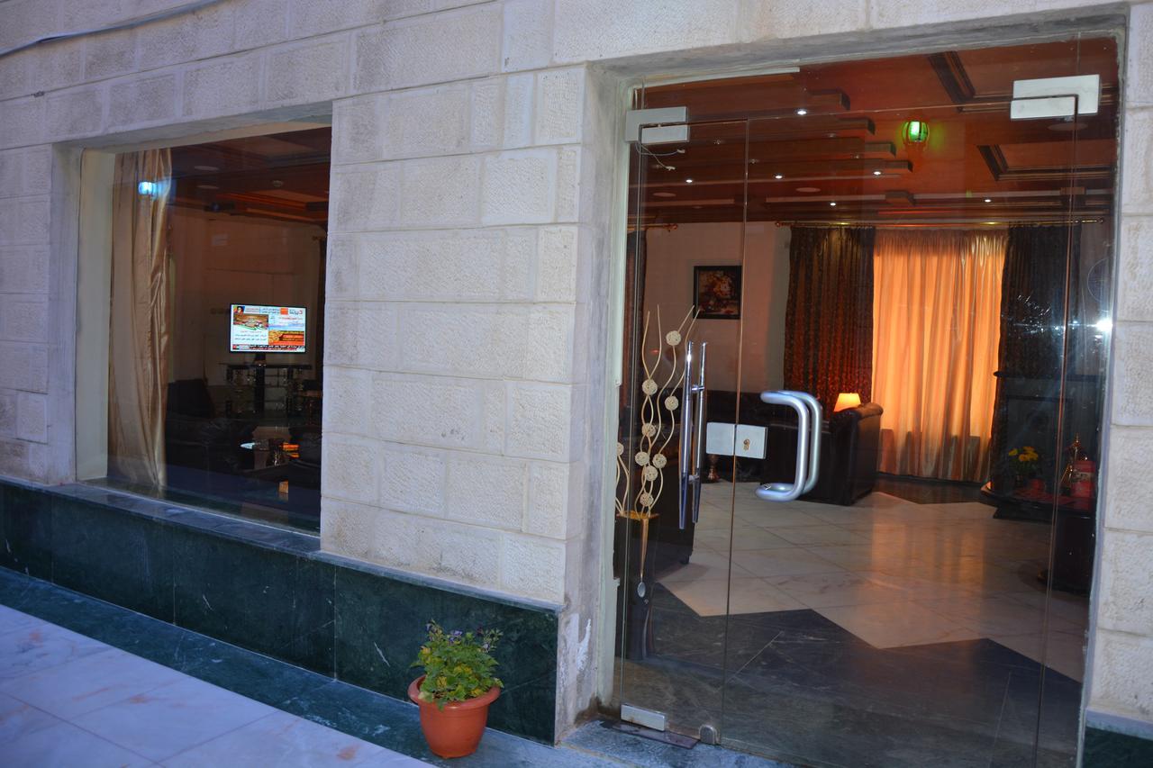 Teeba Palace Hotel Suites Amman Zewnętrze zdjęcie
