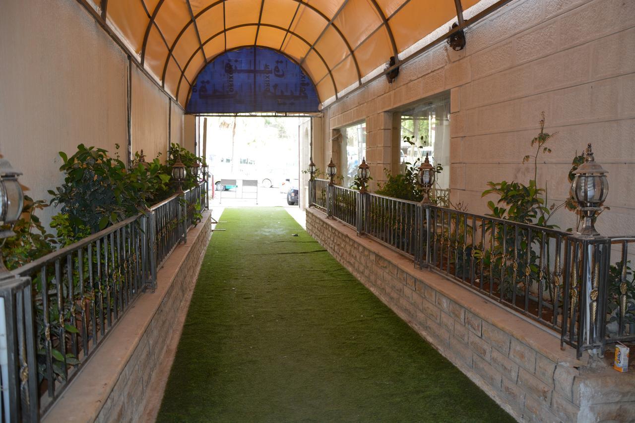 Teeba Palace Hotel Suites Amman Zewnętrze zdjęcie