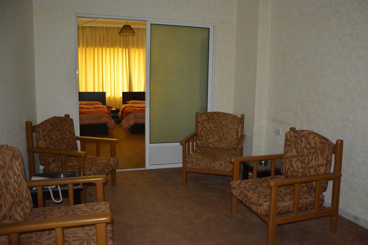 Teeba Palace Hotel Suites Amman Zewnętrze zdjęcie