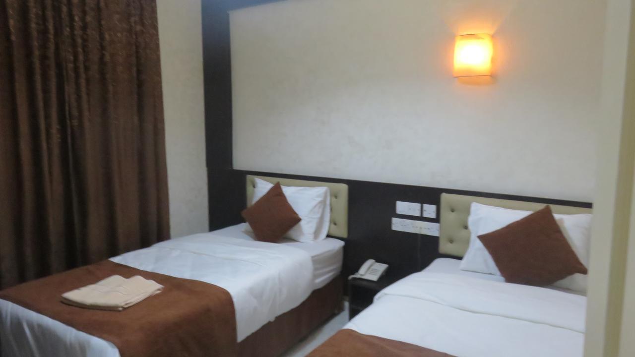 Teeba Palace Hotel Suites Amman Zewnętrze zdjęcie